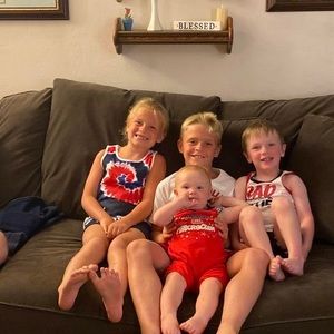 Meet your Posher, Kim